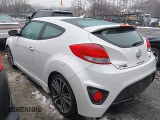 ✅ 2016 Hyundai Veloster Turbo Rally Edition • VIN: KMHTC6AE2GU295277 • Lot: 41566974. Wystawiony na IAAI z przebiegiem 93 245 mil. Bezpłatny archiwum sprzedaży aukcyjnych z USA i szczegółowy raport historii pojazdu na DreamBid. Zdjęcie 3.