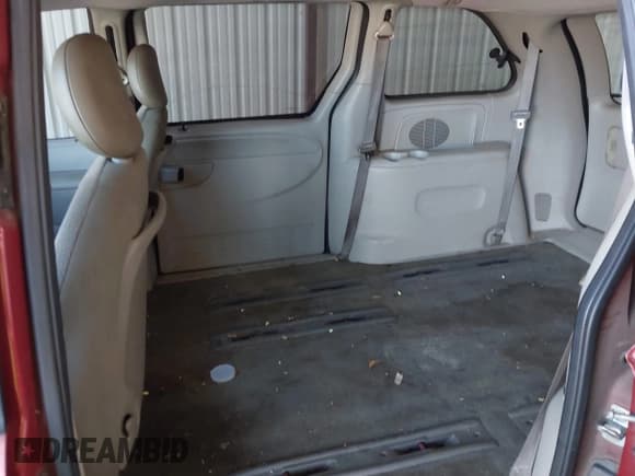 ✅ 2007 Dodge Caravan SE • VIN: 1D4GP25R87B204110 • Lot: 42846033. Wystawiony na IAAI z przebiegiem 348 487 mil. Bezpłatny archiwum sprzedaży aukcyjnych z USA i szczegółowy raport historii pojazdu na DreamBid. Zdjęcie 8.