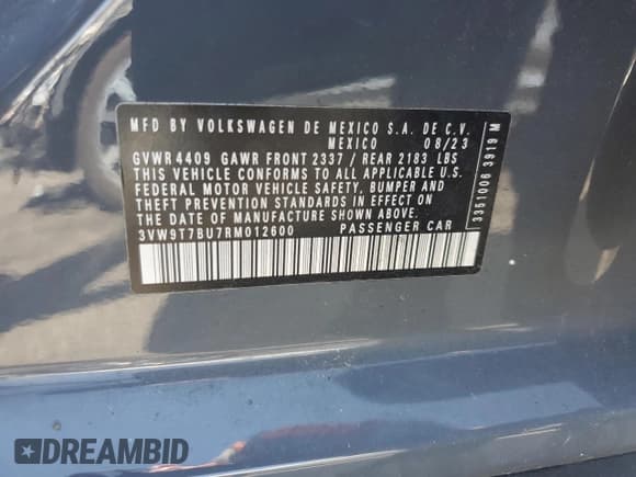 ✅ 2024 Volkswagen Jetta 40th Anniversary Edition • VIN: 3VW9T7BU7RM012600 • Лот: 63234475. Опубликован ранее на Copart с пробегом 20 553 миль. Бесплатный доступ к архиву аукционных продаж из США и подробный отчёт об истории автомобиля на DreamBid. Изображение 12.