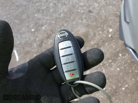 ✅ 2019 Nissan Rogue SV • VIN: 5N1AT2MT3KC777684 • Лот: 41925508. Опубликован ранее на IAAI с пробегом 113 717 миль. Бесплатный доступ к архиву аукционных продаж из США и подробный отчёт об истории автомобиля на DreamBid. Изображение 11.