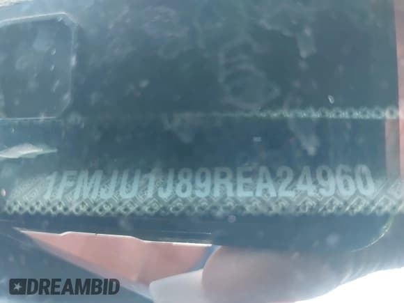 ✅ 2024 Ford Expedition XLT • VIN: 1FMJU1J89REA24960 • Lot: 43783058. Listed on IAAI with 77,143 mi. Free auction sales archive from the USA and detailed vehicle history report at DreamBid. Image 9.