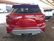 ✅ 2023 Toyota Highlander L • VIN: 5TDKDRAH7PS032666 • Lot: 42562977. Listed on IAAI with 25,618 mi. Free auction sales archive from the USA and detailed vehicle history report at DreamBid. Image 17.