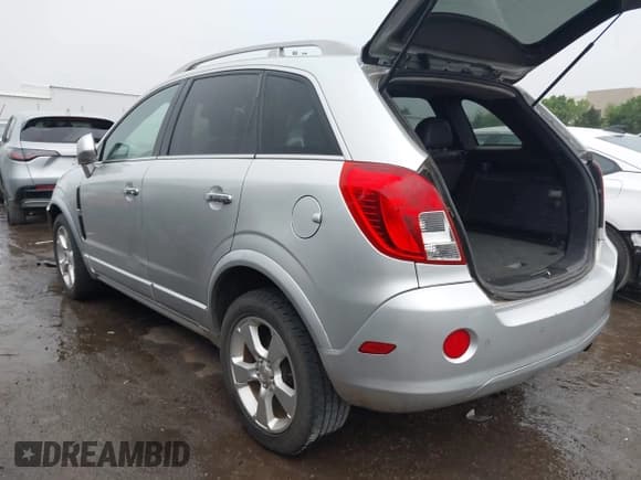 ✅ 2014 Chevrolet Captiva Sport LTZ • VIN: 3GNAL4EK4ES663754 • Lot: 42111180. Wystawiony na IAAI z przebiegiem 201 563 mil. Bezpłatny archiwum sprzedaży aukcyjnych z USA i szczegółowy raport historii pojazdu na DreamBid. Zdjęcie 3.