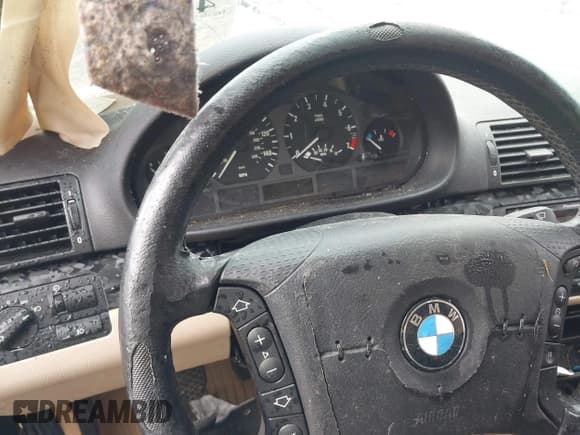 ✅ 2004 BMW 3 Series 325i • VIN: WBAET37444NH05531 • Лот: 42490767. Опубликован ранее на IAAI с пробегом Не указан. Бесплатный доступ к архиву аукционных продаж из США и подробный отчёт об истории автомобиля на DreamBid. Изображение 15.