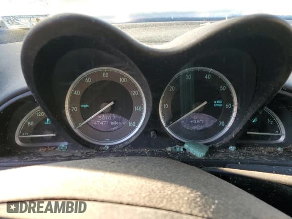 ✅ 2004 Mercedes-Benz SL 500 • VIN: WDBSK76F04F069988 • Lot: 41449095. Listed on Copart with 47,471 mi. Free auction sales archive from the USA and detailed vehicle history report at DreamBid. Image 9.