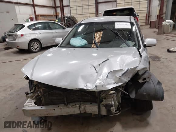 ✅ 2003 Mazda 6 i • VIN: 1YVFP80C435M08789 • Лот: 43038544. Опубликован ранее на IAAI с пробегом 263 774 миль. Бесплатный доступ к архиву аукционных продаж из США и подробный отчёт об истории автомобиля на DreamBid. Изображение 13.