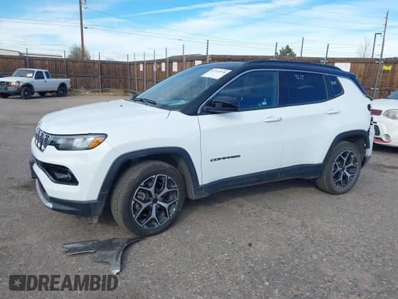 ✅ 2025 Jeep Compass Limited • VIN: 3C4NJDCN6ST595895 • Lot: 43715978. Wystawiony na IAAI z przebiegiem 15 816 mil. Bezpłatny archiwum sprzedaży aukcyjnych z USA i szczegółowy raport historii pojazdu na DreamBid. Zdjęcie 14.