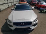 ✅ 2019 Volvo S60 Momentum • VIN: 7JR102FK1KG013618 • Lot: 66702203. Wystawiony na Copart z przebiegiem 93 451 mil. Bezpłatny archiwum sprzedaży aukcyjnych z USA i szczegółowy raport historii pojazdu na DreamBid. Zdjęcie 5.