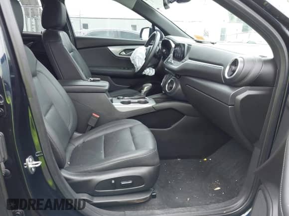 ✅ 2021 Chevrolet Blazer LT • VIN: 3GNKBJRS0MS505037 • Лот: 42601556. Размещён на IAAI с пробегом 70 099 миль миль. Получите бесплатный доступ к архиву аукционных продаж из США и посмотрите подробный отчёт об истории автомобиля на DreamBid. Изображение 5.