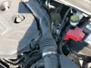 ✅ 2015 Lincoln MKZ • VIN: 3LN6L2G91FR602623 • Lot: 43119698. Wystawiony na IAAI z przebiegiem 99 966 mil. Bezpłatny archiwum sprzedaży aukcyjnych z USA i szczegółowy raport historii pojazdu na DreamBid. Zdjęcie 19.