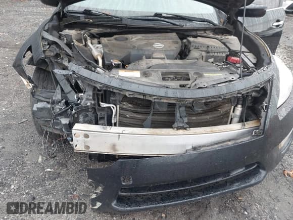 ✅ 2015 Nissan Altima S • VIN: 1N4AL3AP9FC126962 • Lot: 43527780. Listed on IAAI with 319,877 mi. Free auction sales archive from the USA and detailed vehicle history report at DreamBid. Image 12.