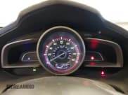 ✅ 2014 Mazda 3 i SV • VIN: JM1BM1T7XE1139307 • Lot: 42464241. Wystawiony na IAAI z przebiegiem 119 370 mil. Bezpłatny archiwum sprzedaży aukcyjnych z USA i szczegółowy raport historii pojazdu na DreamBid. Zdjęcie 7.