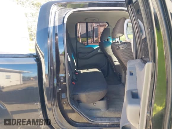 ✅ 2012 Nissan Frontier SV • VIN: 1N6AD0FVXCC446376 • Lot: 43515253. Listed on IAAI with 283,513 mi. Free auction sales archive from the USA and detailed vehicle history report at DreamBid. Image 8.