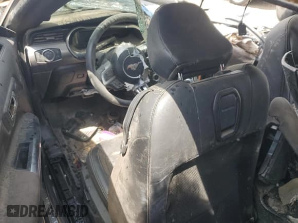 ✅ 2021 Ford Mustang GT • VIN: 1FA6P8CF0M5158101 • Lot: 63275795. Wystawiony na Copart z przebiegiem Nie podano. Bezpłatny archiwum sprzedaży aukcyjnych z USA i szczegółowy raport historii pojazdu na DreamBid. Zdjęcie 8.