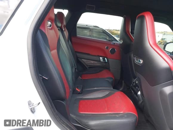 ✅ 2020 Land Rover Range Rover Sport SVR • VIN: SALWZ2RE9LA727591 • Lot: 43643137. Listed on IAAI with 45,476 mi. Free auction sales archive from the USA and detailed vehicle history report at DreamBid. Image 8.