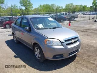 ✅ 2011 Chevrolet Aveo 1LT • VIN: KL1TD5DE2BB166314 • Lot: 42189240. Wystawiony na IAAI z przebiegiem 140 922 mil. Bezpłatny archiwum sprzedaży aukcyjnych z USA i szczegółowy raport historii pojazdu na DreamBid. Zdjęcie 1.