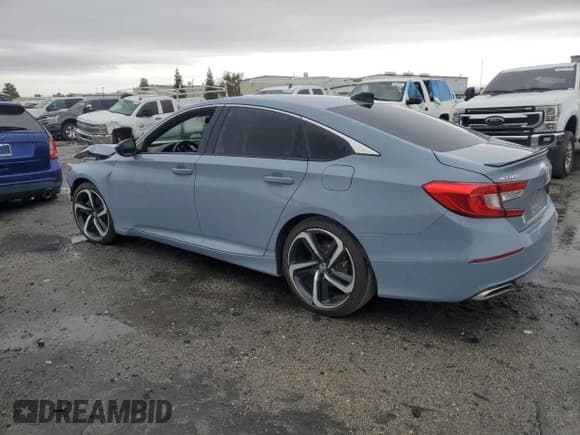✅ 2022 Honda Accord Sport • VIN: 1HGCV2F3XNA023591 • Lot: 93014675. Listed on Copart with 28,847 mi. Free auction sales archive from the USA and detailed vehicle history report at DreamBid. Image 2.