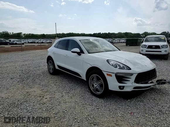 ✅ 2015 Porsche Macan S • VIN: WP1AB2A5XFLB62437 • Lot: 52803455. Wystawiony na Copart z przebiegiem 69 954 mil. Bezpłatny archiwum sprzedaży aukcyjnych z USA i szczegółowy raport historii pojazdu na DreamBid. Zdjęcie 12.