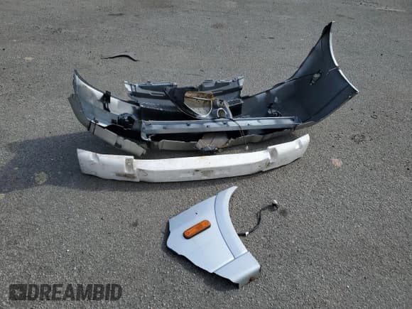 ✅ 2002 Suzuki Aerio S • VIN: JS2RA41S925107118 • Lot: 50070535. Listed on Copart with 128,111 mi. Free auction sales archive from the USA and detailed vehicle history report at DreamBid. Image 12.