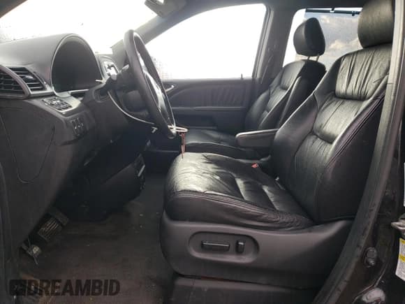 ✅ 2007 Honda Odyssey Touring • VIN: 5FNRL38857B511242 • Lot: 91245315. Listed on Copart with 207,298 mi. Free auction sales archive from the USA and detailed vehicle history report at DreamBid. Image 7.