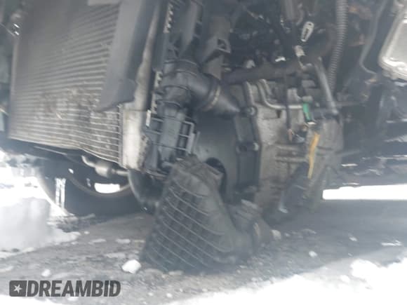 ✅ 2016 Ford Escape SE • VIN: 1FMCU9GX9GUA88456 • Лот: 43534847. Опубликован ранее на IAAI с пробегом 102 856 миль. Бесплатный доступ к архиву аукционных продаж из США и подробный отчёт об истории автомобиля на DreamBid. Изображение 12.