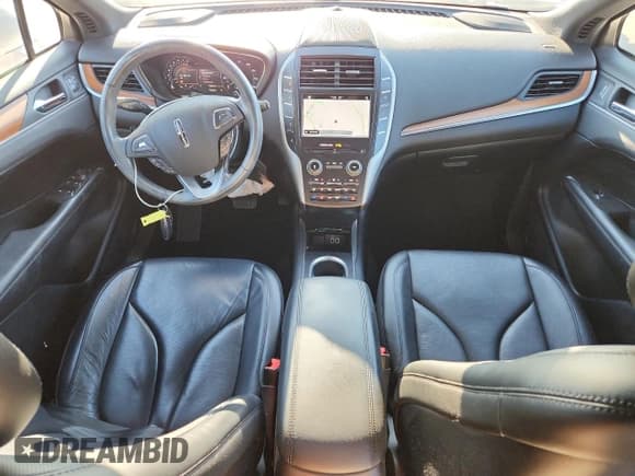 ✅ 2019 Lincoln MKC Reserve • VIN: 5LMCJ3D94KUL26683 • Лот: 70356585. Опубликован ранее на Copart с пробегом 48 925 миль. Бесплатный доступ к архиву аукционных продаж из США и подробный отчёт об истории автомобиля на DreamBid. Изображение 8.