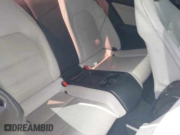 ✅ 2015 Mercedes-Benz E 400 • VIN: WDDKJ6FB2FF306145 • Lot: 43254482. Listed on IAAI with 74,867 mi. Free auction sales archive from the USA and detailed vehicle history report at DreamBid. Image 8.