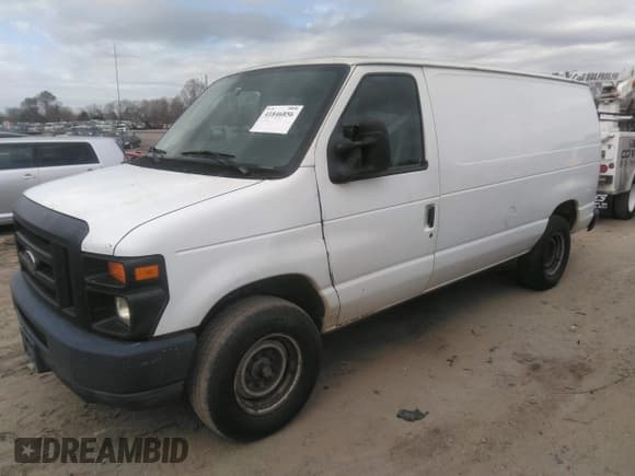 ✅ 2011 Ford Econoline Cargo Commercial • VIN: 1FTSE3EL2BDB29920 • Lot: 41846856. Wystawiony na IAAI z przebiegiem 295 174 mil. Bezpłatny archiwum sprzedaży aukcyjnych z USA i szczegółowy raport historii pojazdu na DreamBid. Zdjęcie 2.