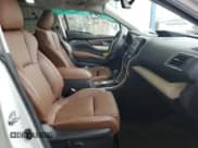 ✅ 2022 Subaru Ascent Touring • VIN: 4S4WMARD2N3460515 • Lot: 85190855. Wystawiony na Copart z przebiegiem 29 058 mil. Bezpłatny archiwum sprzedaży aukcyjnych z USA i szczegółowy raport historii pojazdu na DreamBid. Zdjęcie 7.