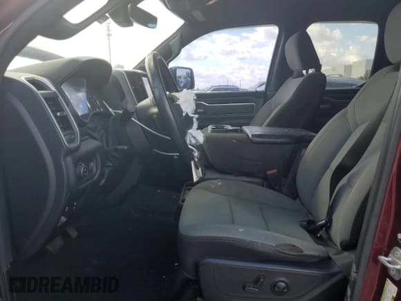 ✅ 2022 Ram 1500 Big Horn • VIN: 1C6RREBT2NN335795 • Лот: 86213565. Опубликован ранее на Copart с пробегом 82 273 миль. Бесплатный доступ к архиву аукционных продаж из США и подробный отчёт об истории автомобиля на DreamBid. Изображение 7.