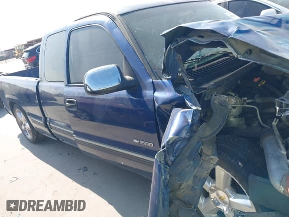 ✅ 2000 Chevrolet Silverado 1500 LS • VIN: 2GCEC19T3Y1349394 • Lot: 43514803. Wystawiony na IAAI z przebiegiem 320 723 mil. Bezpłatny archiwum sprzedaży aukcyjnych z USA i szczegółowy raport historii pojazdu na DreamBid. Zdjęcie 13.