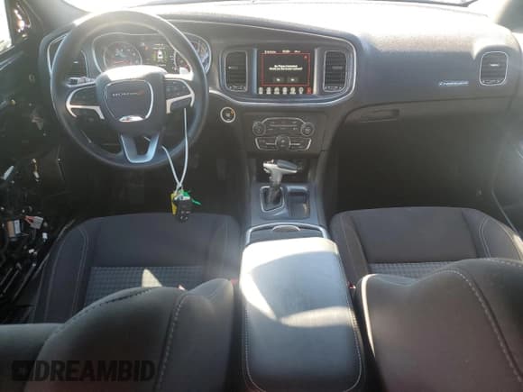 ✅ 2017 Dodge Charger R/T • VIN: 2C3CDXCT9HH644169 • Лот: 90778335. Опубликован ранее на Copart с пробегом 140 906 миль. Бесплатный доступ к архиву аукционных продаж из США и подробный отчёт об истории автомобиля на DreamBid. Изображение 8.