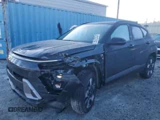 2025 Hyundai Kona SEL with VIN KM8HBCAB9SU211137, listed as a Copart auction lot 43804945 with 7,453 mi miles and Clean title. Bid and sale history available at DreamBid. Image 1.