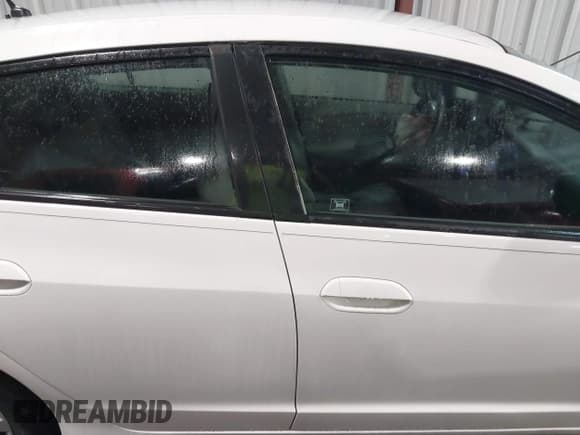 ✅ 2012 Honda Insight EX • VIN: JHMZE2H71CS003132 • Lot: 42582548. Listed on IAAI with 112,593 mi. Free auction sales archive from the USA and detailed vehicle history report at DreamBid. Image 13.