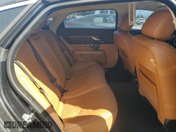 ✅ 2016 Jaguar XJ Portfolio • VIN: SAJWA2G78G8W01658 • Lot: 71628085. Listed on Copart with Not provided. Free auction sales archive from the USA and detailed vehicle history report at DreamBid. Image 10.