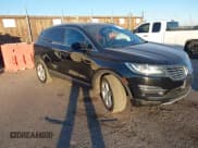 ✅ 2017 Lincoln MKC Premiere • VIN: 5LMCJ1D91HUL27268 • Lot: 43700963. Listed on IAAI with 86,580 mi. Free auction sales archive from the USA and detailed vehicle history report at DreamBid. Image 1.