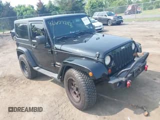 ✅ 2013 Jeep Wrangler Sahara • VIN: 1C4AJWBGXDL579050 • Lot: 42477282. Wystawiony na IAAI z przebiegiem 203 903 mil. Bezpłatny archiwum sprzedaży aukcyjnych z USA i szczegółowy raport historii pojazdu na DreamBid. Zdjęcie 1.