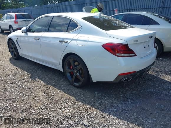 ✅ 2019 Genesis G70 Dynamic • VIN: KMTG34LEXKU032715 • Лот: 42798867. Опубликован ранее на IAAI с пробегом 52 951 миль. Бесплатный доступ к архиву аукционных продаж из США и подробный отчёт об истории автомобиля на DreamBid. Изображение 3.