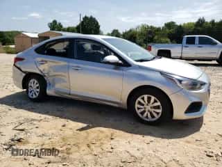 2018 Hyundai Accent SE z VIN 3KPC24A35JE015092, wystawiony jako Copart lot #68279044 z przebiegiem 65 097 mil mil oraz Szkoda całkowita • Salvage title. Historia ofert i sprzedaży dostępna na DreamBid. Obrazek 4.