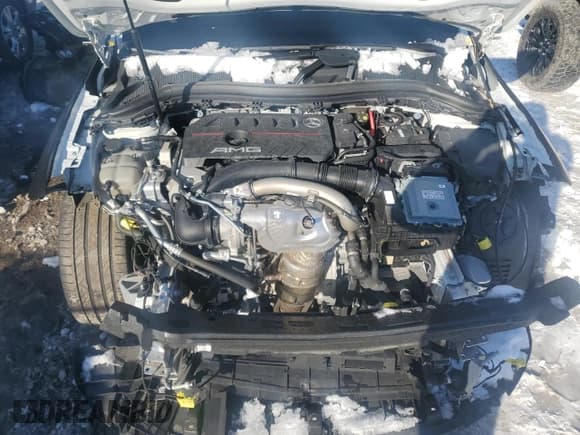 ✅ 2021 Mercedes-Benz GLA 35 AMG • VIN: W1N4N5BB3MJ303961 • Lot: 38593904. Wystawiony na Copart z przebiegiem 18 394 mil. Bezpłatny archiwum sprzedaży aukcyjnych z USA i szczegółowy raport historii pojazdu na DreamBid. Zdjęcie 11.