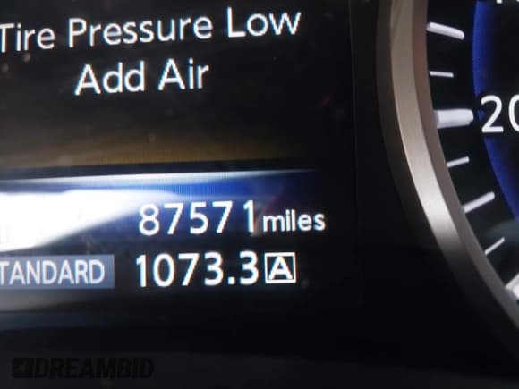 ✅ 2018 Infiniti Q60 Luxe • VIN: JN1EV7EL4JM393131 • Лот: 41813420. Опубликован ранее на IAAI с пробегом 87 571 миль. Бесплатный доступ к архиву аукционных продаж из США и подробный отчёт об истории автомобиля на DreamBid. Изображение 15.