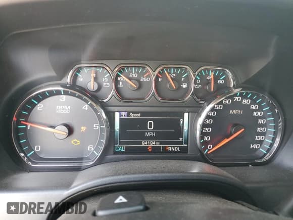 ✅ 2018 GMC Sierra 1500 SLT • VIN: 3GTU2NEC5JG571931 • Лот: 70195255. Опубликован ранее на Copart с пробегом 94 194 миль. Бесплатный доступ к архиву аукционных продаж из США и подробный отчёт об истории автомобиля на DreamBid. Изображение 9.