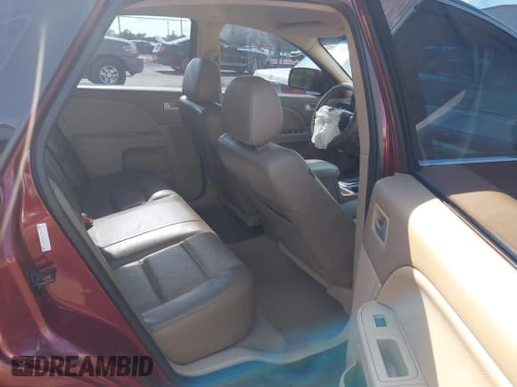 ✅ 2007 Mercury Montego • VIN: 1MEHM40187G614737 • Лот: 42558638. Опубликован ранее на IAAI с пробегом 106 437 миль. Бесплатный доступ к архиву аукционных продаж из США и подробный отчёт об истории автомобиля на DreamBid. Изображение 8.