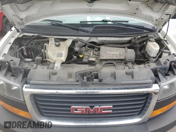 ✅ 2018 GMC Savana Cargo • VIN: 1GTW7AFG3J1906770 • Лот: 69760095. Опубликован ранее на Copart с пробегом 12 062 миль. Бесплатный доступ к архиву аукционных продаж из США и подробный отчёт об истории автомобиля на DreamBid. Изображение 11.