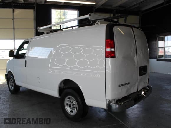 ✅ 2023 GMC Savana Cargo • VIN: 1GTW7AFP5P1188115 • Лот: 94152065. Опубликован ранее на Copart с пробегом 50 040 миль. Бесплатный доступ к архиву аукционных продаж из США и подробный отчёт об истории автомобиля на DreamBid. Изображение 4.