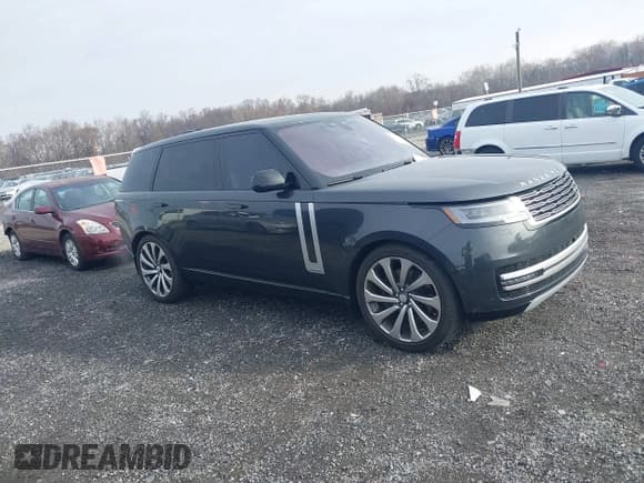 ✅ 2023 Land Rover Range Rover Autobiography • VIN: SALK1BE73PA035510 • Lot: 43745081. Wystawiony na IAAI z przebiegiem 16 397 mil. Bezpłatny archiwum sprzedaży aukcyjnych z USA i szczegółowy raport historii pojazdu na DreamBid. Zdjęcie 13.