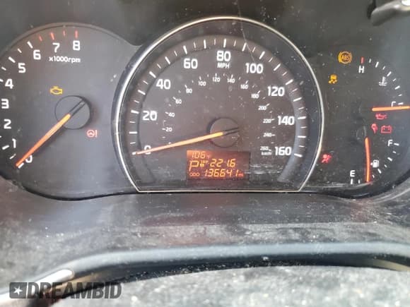 ✅ 2015 Kia Sorento LX • VIN: 5XYKT4A70FG564382 • Lot: 80407115. Listed on Copart with 136,641 mi. Free auction sales archive from the USA and detailed vehicle history report at DreamBid. Image 9.