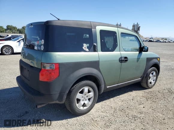 ✅ 2004 Honda Element EX • VIN: 5J6YH18594L001132 • Lot: 83769515. Listed on Copart with 215,788 mi. Free auction sales archive from the USA and detailed vehicle history report at DreamBid. Image 3.