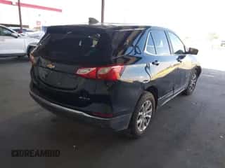 2021 Chevrolet Equinox LT с VIN 2GNAXUEV0M6136628, выставлен на аукционе IAAI как лот 43253683 с пробегом 151 983 миль миль и . История ставок и продаж доступна на DreamBid. Изображение 4.
