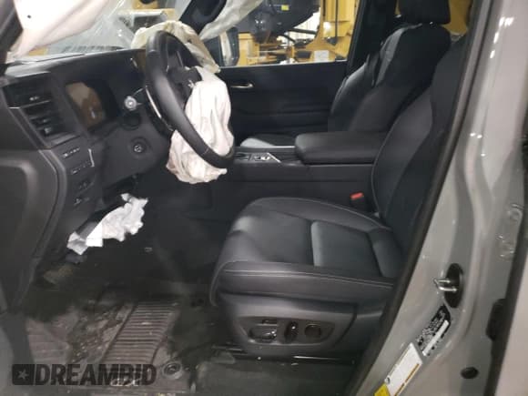 ✅ 2025 Lexus GX 550 Luxury+ • VIN: JTJVBCDX6S5055189 • Lot: 85586325. Wystawiony na Copart z przebiegiem 1 367 mil. Bezpłatny archiwum sprzedaży aukcyjnych z USA i szczegółowy raport historii pojazdu na DreamBid. Zdjęcie 7.